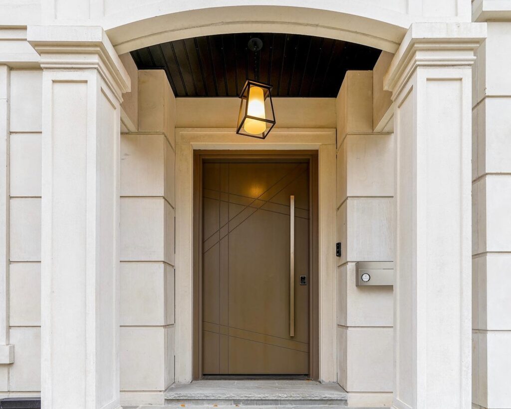 Loft stílusú ház – mindent, amit a dizájnról érdemes tudni és hogy még is milyen bejárati ajtót javaslunk termékeink közül - 315426827 581365550656408 7045989808625723955 n 1024x819