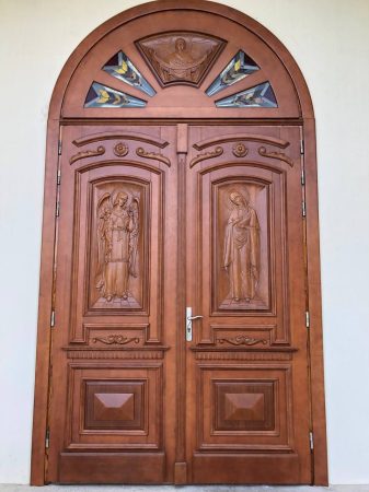 Faragott fa bejárati ajtó egyházi fa bejárati ajtók szépsége és eleganciája A fa bejárati ajtók szépsége és eleganciája - Faragott fa bejarati ajto egyhazi qld9git73527x56yvhex6xnapj86m0psjs5bec3ksg